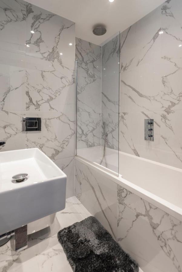 ロンドンLuxury Georgian House In Marylebone: Modern 1-Bed Retreatアパートメント エクステリア 写真