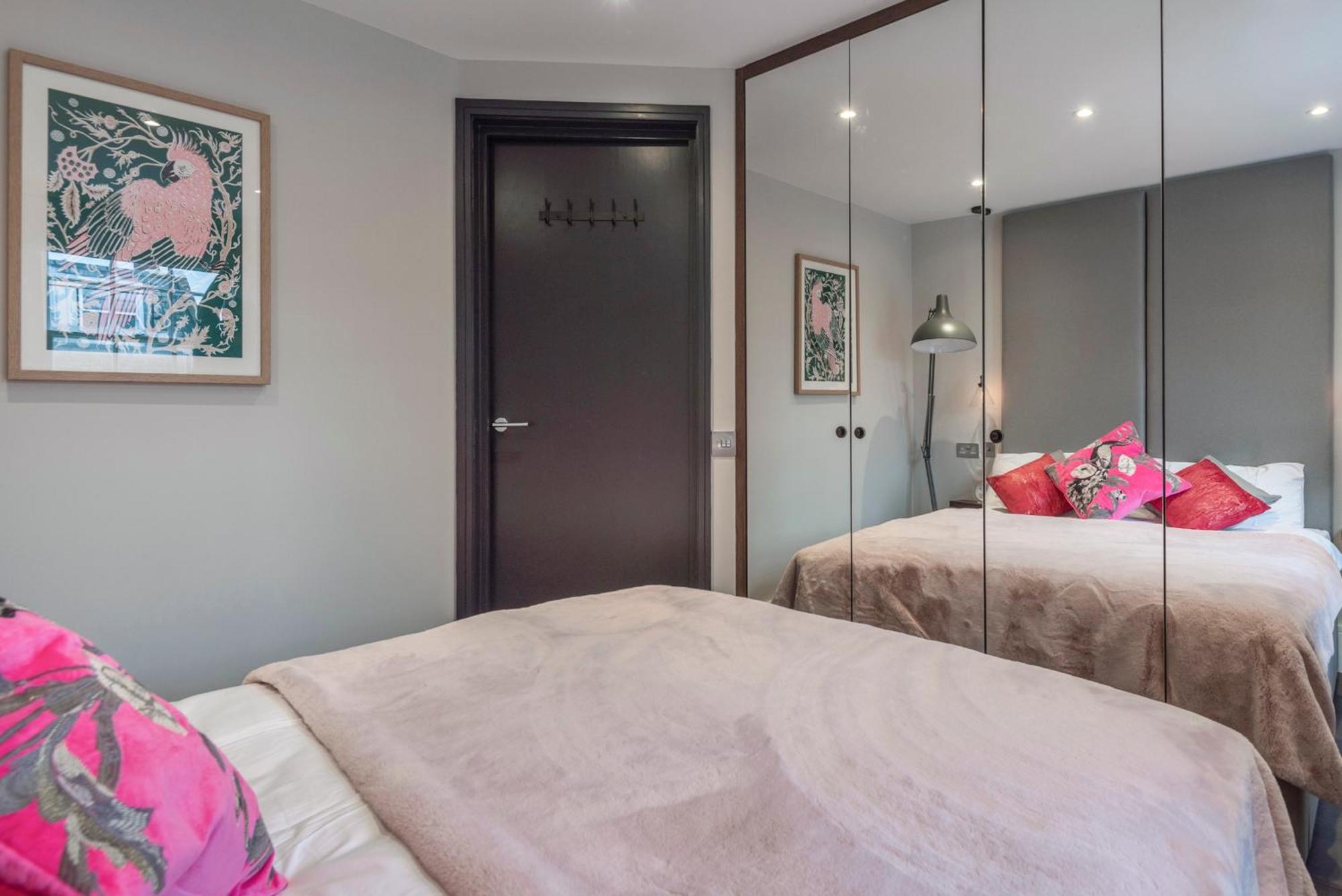ロンドンLuxury Georgian House In Marylebone: Modern 1-Bed Retreatアパートメント エクステリア 写真